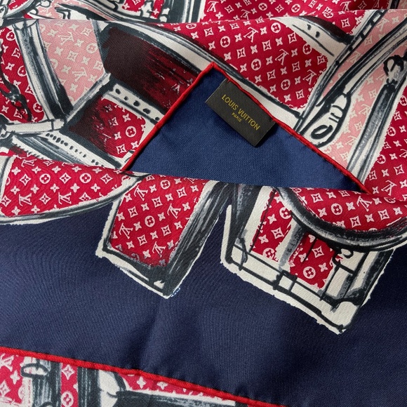 New Louis Vuitton Scarf Trunks Luggage Monogram Blue Red Silk Wrap - Picture 8 of 16